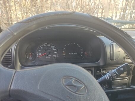 2005 Hyundai Porter, белый, 600000 рублей, вид 2