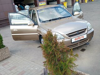 2004 Kia Rio I Рестайлинг, бежевый, 220000 рублей, вид 5