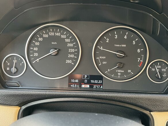 2016 BMW 3 серии 318i VI (F3x) Рестайлинг, чёрный, 1655140 рублей - вид 16