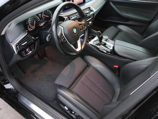 2018 BMW 5 серии 530d VII (G30/G31/G38), чёрный, 3267376 рублей, вид 5