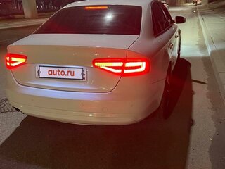 2012 Audi A4 IV (B8) Рестайлинг, белый, 999999 рублей, вид 4