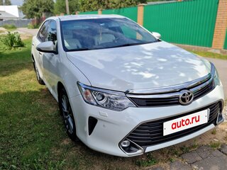 2017 Toyota Camry VII (XV50) Рестайлинг, белый, 2400000 рублей, вид 1
