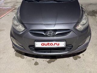 2011 Hyundai Solaris I, серый, 720000 рублей, вид 1