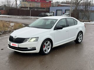 2019 Skoda Octavia III (A7) Рестайлинг, белый, 1880000 рублей, вид 1