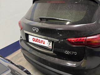 2016 Infiniti QX70, чёрный, 2000000 рублей, вид 4