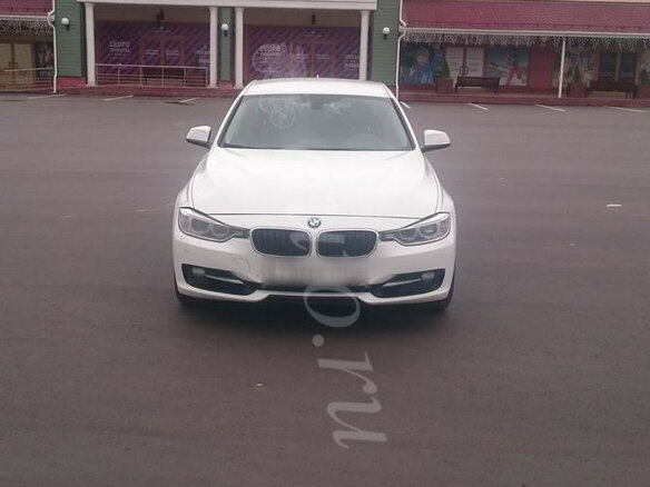 2012 BMW 3 серии 335i xDrive VI (F3x), белый - вид 3