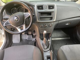 2019 Renault Logan II Рестайлинг, белый, 800000 рублей, вид 2