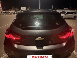 2017 Chevrolet Cruze II, серый, 1200000 рублей, вид 5