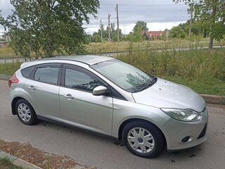 2011 Ford Focus III, серебристый, 375000 рублей, вид 3