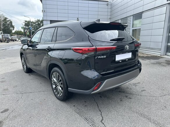 2026 Toyota Highlander IV (XU70), чёрный, 5490000 рублей - вид 6