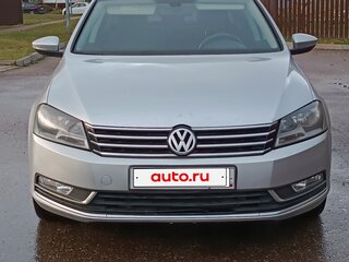 2011 Volkswagen Passat B7, серебристый, 900000 рублей, вид 3
