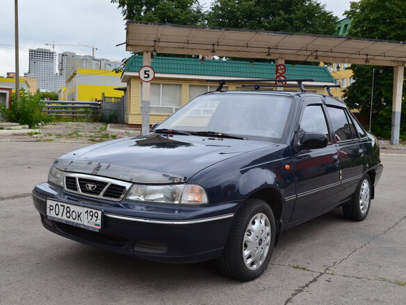 2004 Daewoo Nexia I, синий