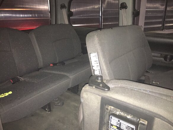 2003 Hyundai H-1 I, чёрный - вид 2