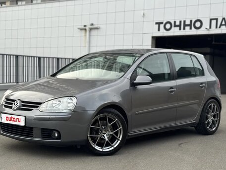 2008 Volkswagen Golf V, серый, 690000 рублей, вид 1