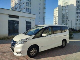 2019 Nissan Serena V (C27) Рестайлинг, белый, 2550000 рублей, вид 4