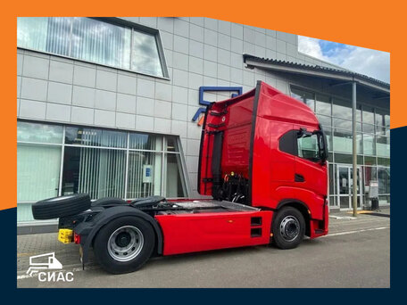2023 Iveco S-Way, красный, 17300000 рублей, вид 4