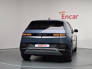 2022 Hyundai IONIQ 5 Standard Range I, голубой, 2460000 рублей, вид 4