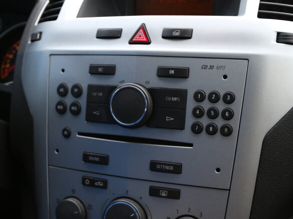 2012 Opel Zafira B Рестайлинг, серый - вид 8