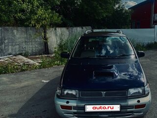 1993 Mitsubishi Chariot II, коричневый, 200000 рублей, вид 1