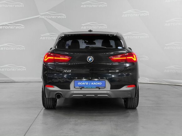 2018 BMW X2 sDrive18i I (F39), чёрный, 1950000 рублей - вид 3