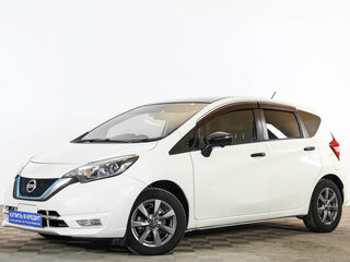 2018 Nissan Note e-Power II Рестайлинг, белый, 1129000 рублей, вид 3