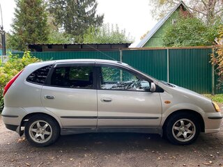 2002 Nissan Tino, серый, 220000 рублей, вид 2