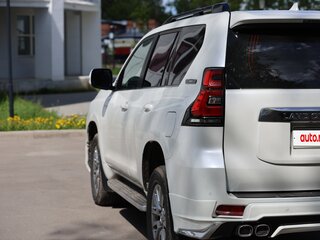 2020 Toyota Land Cruiser Prado 150 Series Рестайлинг 3, белый, 6650000 рублей, вид 4