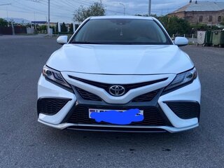 2019 Toyota Camry US Market VIII (XV70), белый, 2400000 рублей, вид 2