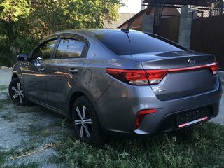 2019 Kia Rio IV, серый, 1450000 рублей, вид 5
