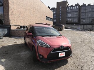 2016 Toyota Sienta II, красный, 1300000 рублей, вид 3