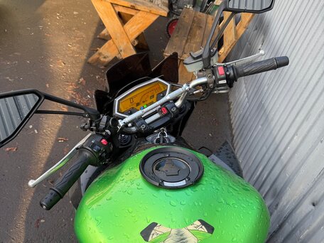 2011 Kawasaki Z 1000, зелёный, 650000 рублей, вид 5