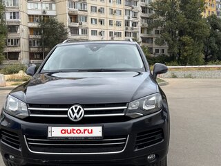 2014 Volkswagen Touareg II Рестайлинг, чёрный, 1750000 рублей, вид 1