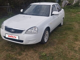 2015 Lada (ВАЗ) Priora I Рестайлинг, белый, 500000 рублей, вид 2