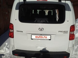 2018 Toyota ProAce Compact 8-speed II, белый, 3050000 рублей, вид 4