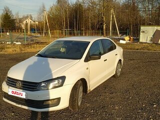 2016 Volkswagen Polo V Рестайлинг, белый, 491000 рублей, вид 1