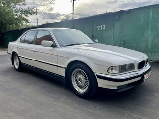 1994 BMW 7 серии 730i III (E38), белый, 2500000 рублей, вид 5