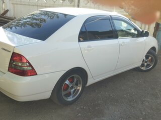 2002 Toyota Corolla IX (E120, E130), белый, 570000 рублей, вид 3