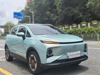 2023 Geely Geometry E 33.5 kWh, голубой, 1400334 рублей, вид 3