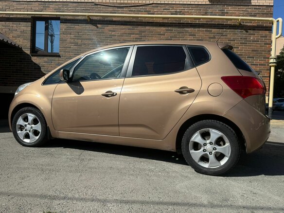 2012 Kia Venga I, коричневый, 990000 рублей - вид 5