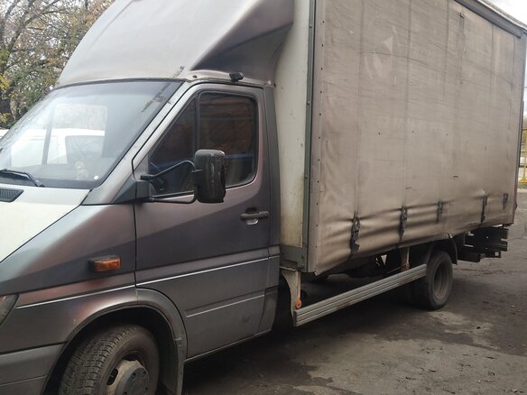 2004 Mercedes-Benz Sprinter, серебристый, 900000 рублей - вид 1