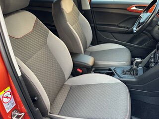 2021 Volkswagen Taos I, оранжевый, 3000050 рублей, вид 4