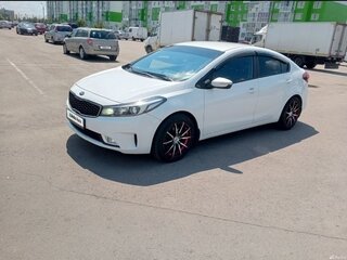 2018 Kia Cerato III Рестайлинг (Classic), белый, 1600000 рублей, вид 1