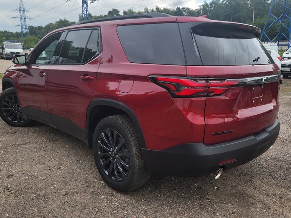 2022 Chevrolet Traverse II Рестайлинг, пурпурный, 3700000 рублей - вид 5