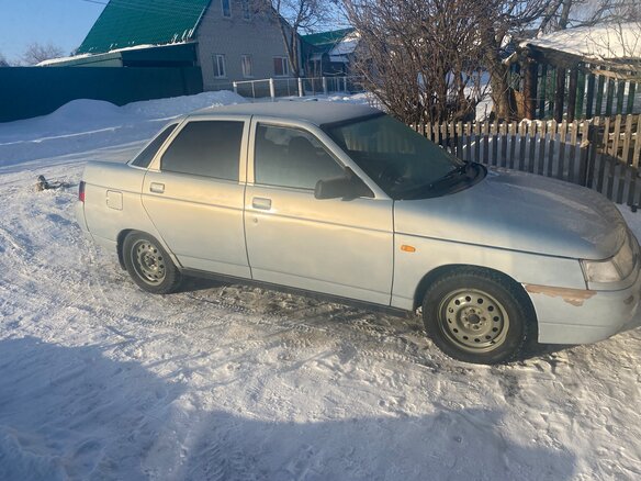 2004 Lada (ВАЗ) 2110, серебристый, 210000 рублей