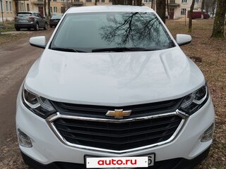 2020 Chevrolet Equinox III, белый, 1500000 рублей, вид 3