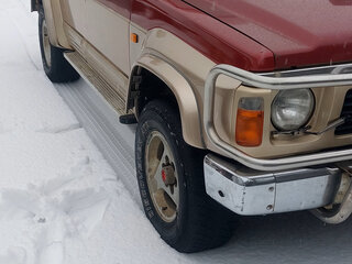 1991 Nissan Safari IV (Y60), пурпурный, 650000 рублей, вид 4