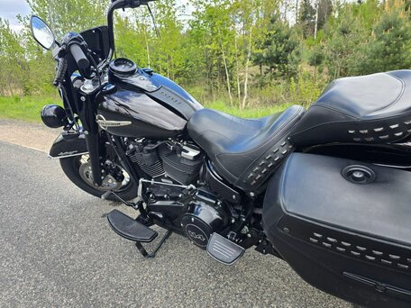 2018 Harley-Davidson Heritage Classic, коричневый, 1300000 рублей, вид 5