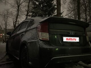 2010 Toyota Prius III (XW30), чёрный, 800000 рублей, вид 4