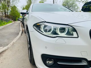 2016 BMW 5 серии 520d VI (F10/F11/F07) Рестайлинг, белый, 2900000 рублей, вид 5
