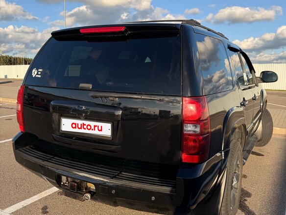 2006 Chevrolet Tahoe III, чёрный, 1700000 рублей - вид 4